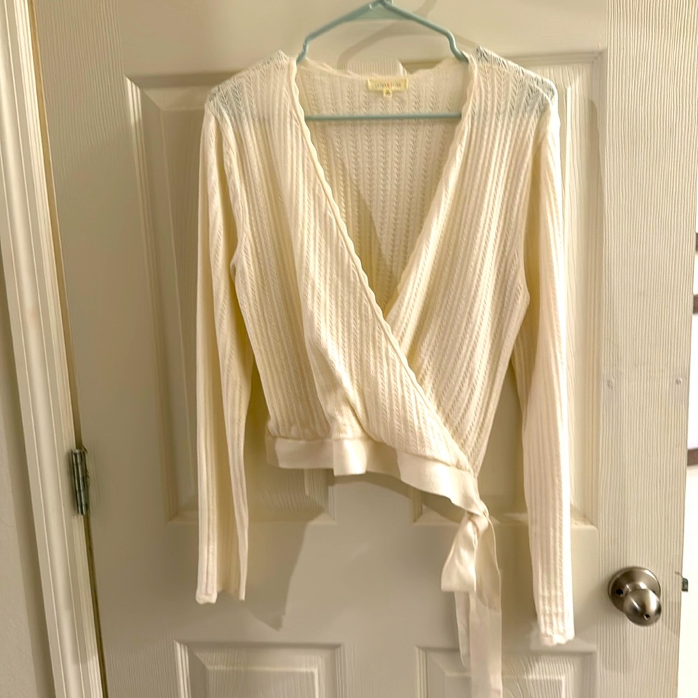 Ultra Flirt off-white sweater top